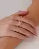 Baget Taşlı Altın Çapraz Yüzük