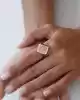 Baget Taşlı Altın Dörtgen Yüzük