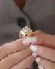 Baget Taşlı Altın Dörtgen Yüzük