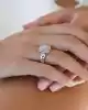 Beyaz Altın Baget Taşlı Yüzük