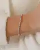 Beyaz Altın Taşlı Kelepçe Bileklik