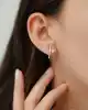 Beyaz Altın Taşlı X Küpe