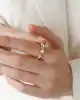 Beyaz Mineli Altın Yüzük