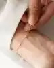 Beyaz Mineli Kalpli Altın Bileklik
