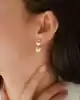 Beyaz Mineli Kalpli Altın Küpe