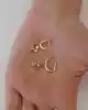 Çiçek Figürlü Altın Küpe