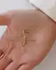 Geo Formlu Sallantılı Altın Küpe