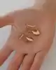 Halka Sallantılı Altın Küpe