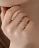 Mini Tria Taşlı Altın Yüzük