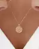Plakalı Altın Çiçek Figürlü Kolye