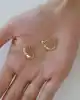 Taşlı Altın Fiyonk Küpe
