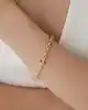 Taşlı Kalpli Altın Zincir Bileklik