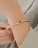 Twist Taşlı Altın Kelepçe Bileklik