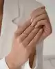 Beyaz Kalp Sallantılı Altın Yüzük