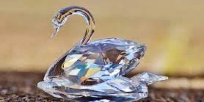 Swarovski: Parlaklığın ve Elegansın Taşıyıcı Adı