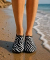 Shoecide Zebra Desen Kadın Deniz Ayakkabısı – Hafif, Kaydırmaz, Hızlı Kuruyan Aqua Shoes
