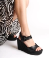 PERLA Tokalı Lastikli Dolgu Topuklu Ortopedik Taban Hasır Görünümlü Kadın Sandalet ST Siyah