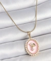 Shoecide 316l Çelik Gold Renk Zincir Pembe Mineli İncli Zirkon Taşlı Çiçek İşlemeli Portre Model Kadın Kolye