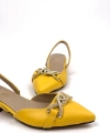 Shoecide Kadın Bere Sarı Tokalı Sivri Burun Sandalet Terlik Alçak Topuk