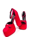 Shoecide Kadın Renc Kırmızı Saten Yüksek Çift Platform Topuklu Sandalet