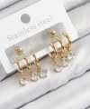 Shoecide Pirinç Sallantılı Zirkon Taşlı Model Gold Renk Kadın Küpe