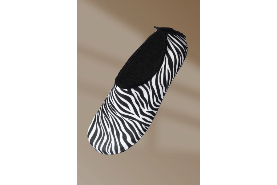 Kaydırmaz Kauçuk Taban Neoprene Zebra Desenli Deniz Ayakkabısı  (36-40), (8 Adet)