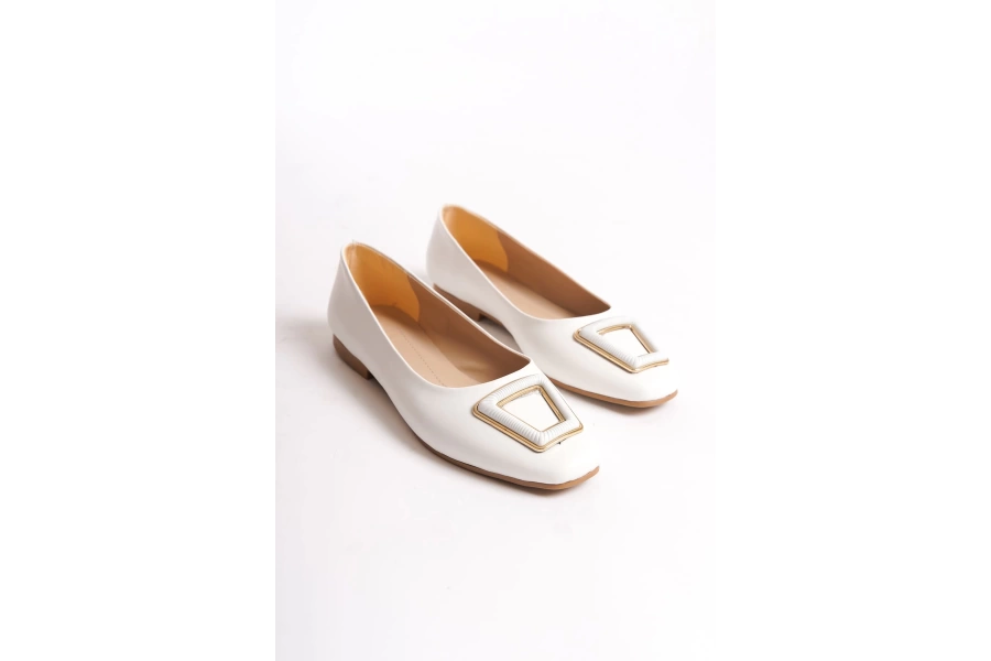 KAYLEE Bağcıksız Ortopedik Rahat Taban Toka Detaylı Kadın Babet Ayakkabı KT Beyaz