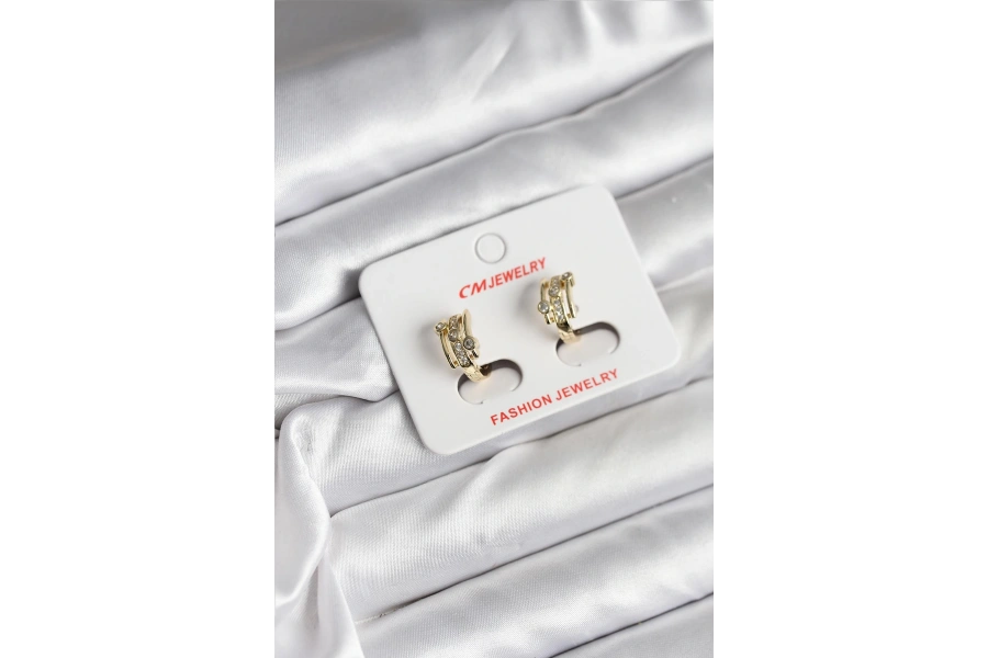 Shoecide 14k Gold Renk Kaplama Yarım Halka Zirkon Taşlı Cm Kadın Küpe