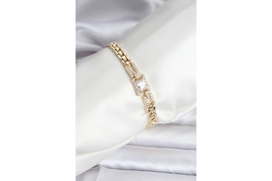 Shoecide 14k Gold Renk Kaplama Zirkon Kare Taşlı Cm Kadın Bileklik