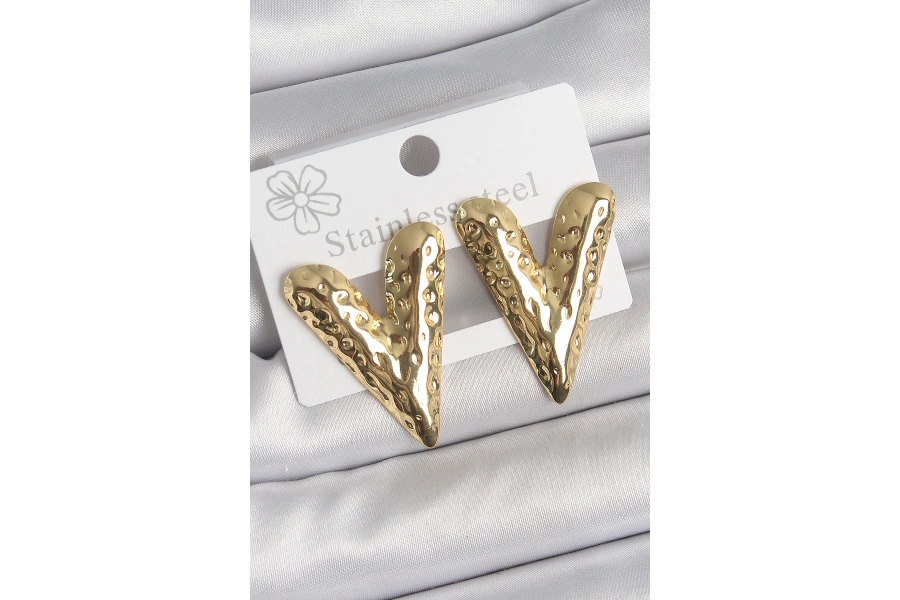 Shoecide 316 Çelik Gold Renk İşlemeli Kalp Model Kadın Küpe