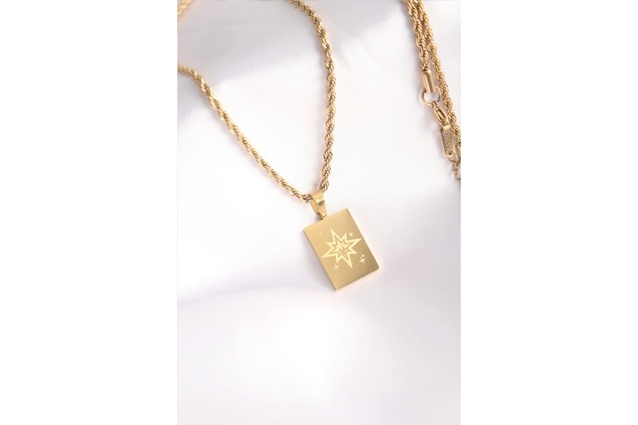 Shoecide 316l Çelik Gold Renk Burgu Zincir Kutup Yıldızı İşleme Plaka Figür Kadın Kolye