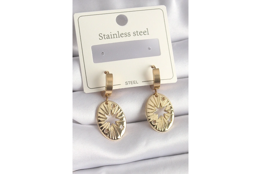 Shoecide 316l Çelik Gold Renk Kutup Yıldız İşleme Kadın Küpe