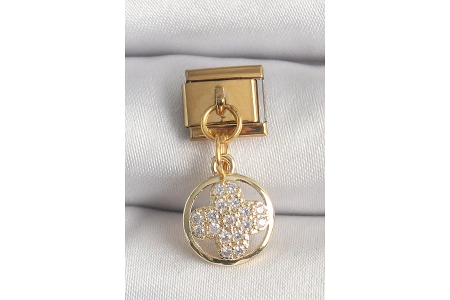 Shoecide 316l Çelik Gold Renk Sallantı Zirkon Taşlı Yonca Model Nomination Charm