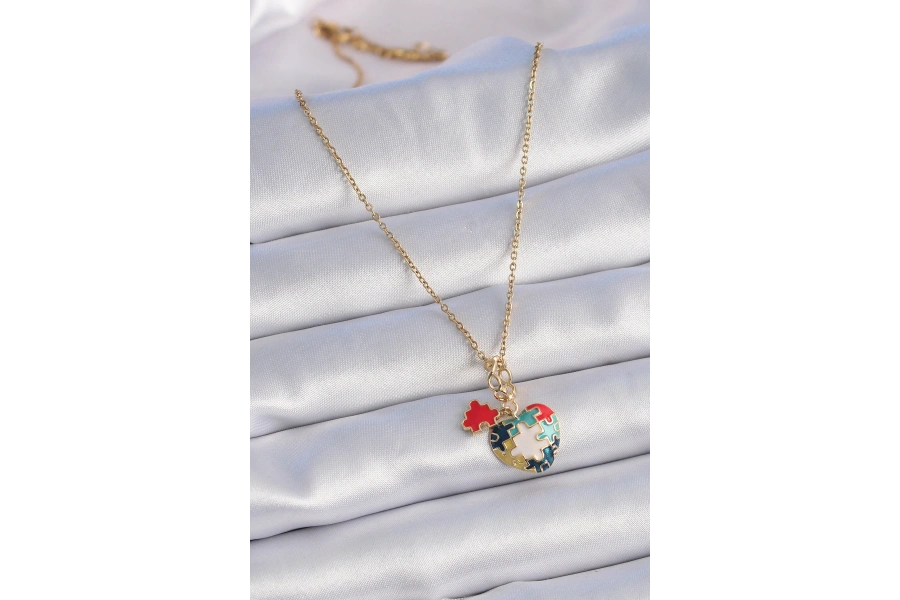 Shoecide 316l Çelik Gold Renk Yapboz Motif Kalp Figür Charm Model Kadın Kolye