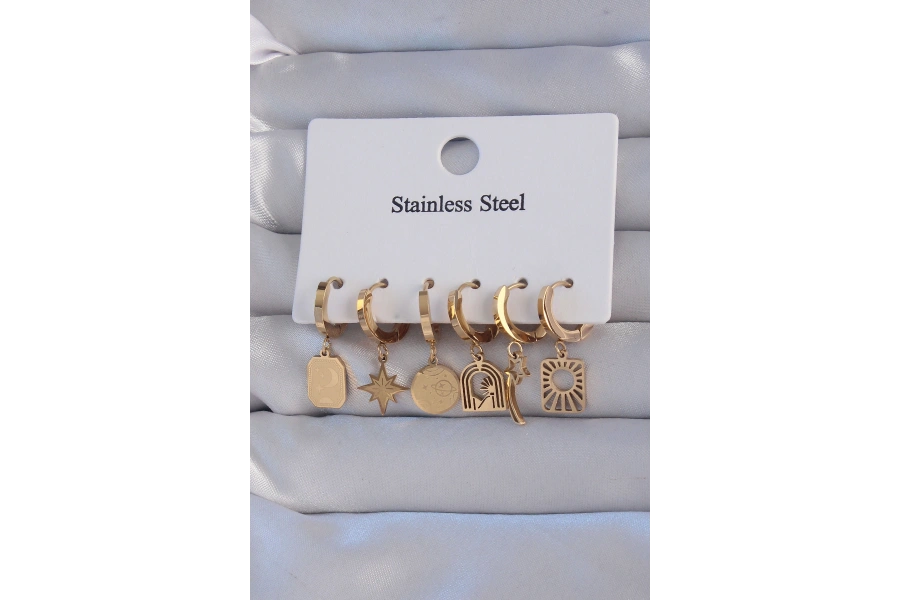 Shoecide 316l Çelik Gold Renk Yıldız Figürlü Tarot Model Halka Küpe Seti