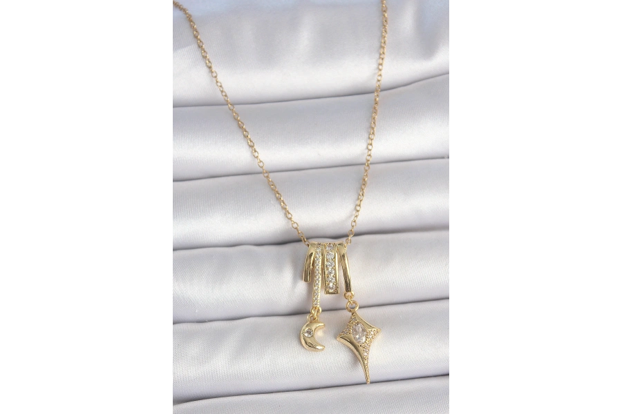 Shoecide 316l Çelik Gold Renk Zirkon Taşlı Sallantı Ay Yıldız Figür Charm Kadın Kolye