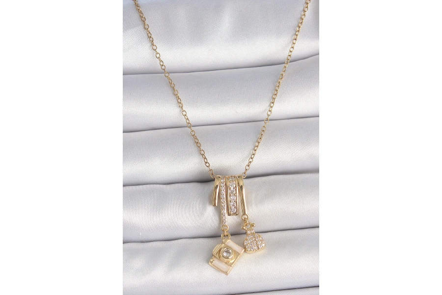 Shoecide 316l Çelik Gold Renk Zirkon Taşlı Sallantı Fotoğraf Makinası Figür Charm Kadın Kolye