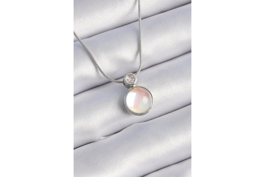 Shoecide 316l Çelik Gümüş Renk Beyaz Sedefli Vintage Model Kadın Kolye