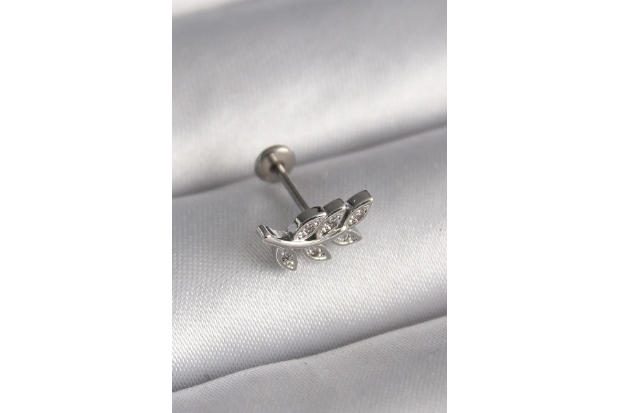 Shoecide 316l Çelik Gümüş Renk Dal Model Zirkon Taş Detaylı Tragus Piercing