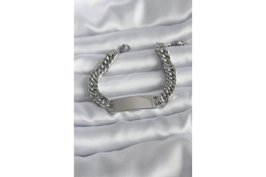 Shoecide 316l Çelik Gümüş Renk İsim Yazılabilir Plaka Model Kadın Bileklik