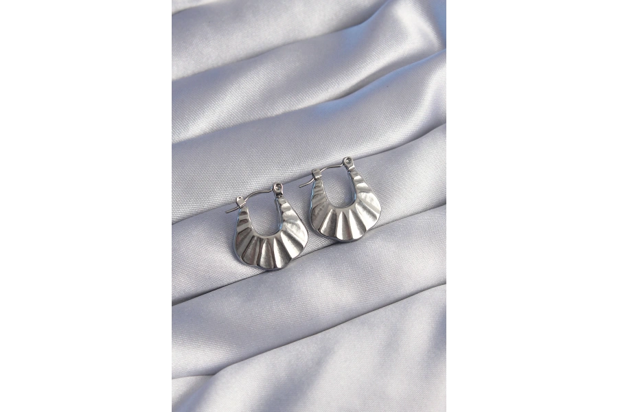 Shoecide 316l Çelik Gümüş Renk Kabartmalı Görünüm Küpe