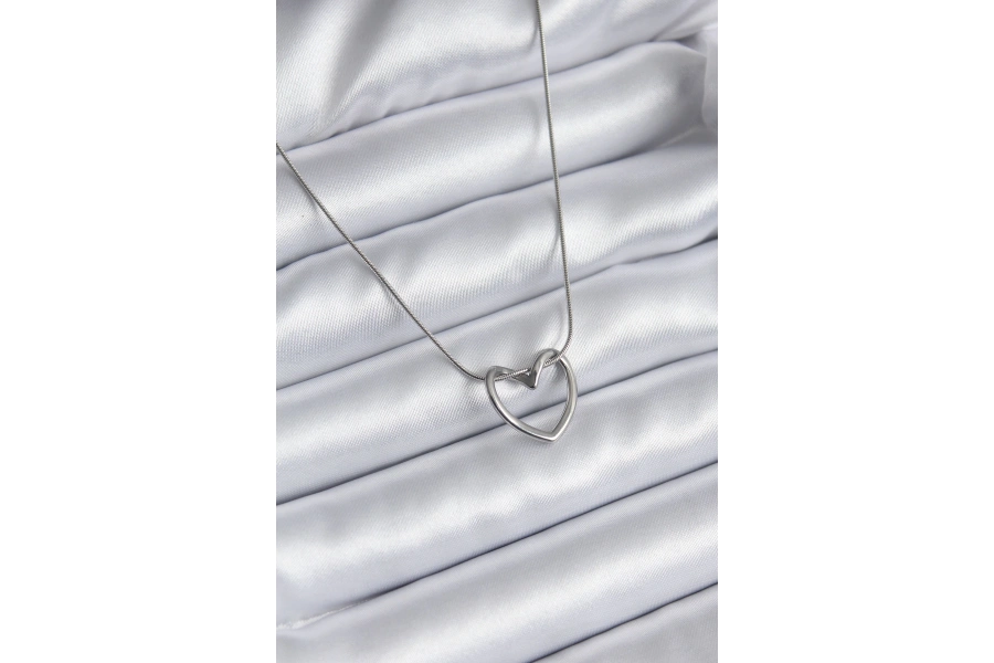 Shoecide 316l Çelik Gümüş Renk Kalp Model Kadın Kolye