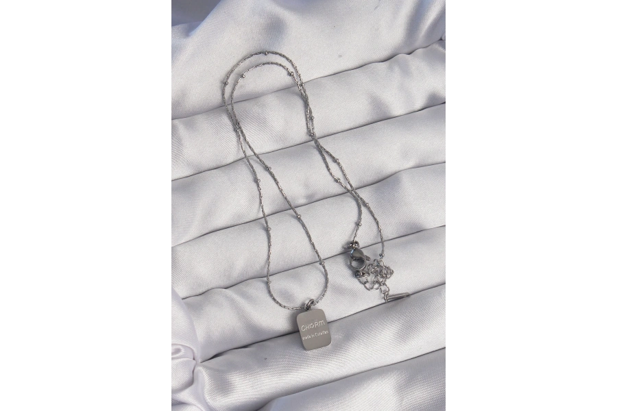 Shoecide 316l Çelik Gümüş Renk Kare Charm Model Kolye