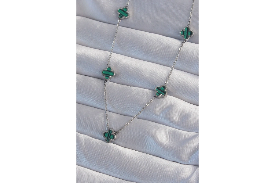 Shoecide 316l Çelik Gümüş Renk Minimal Yeşil Mineli Yonca Kolye