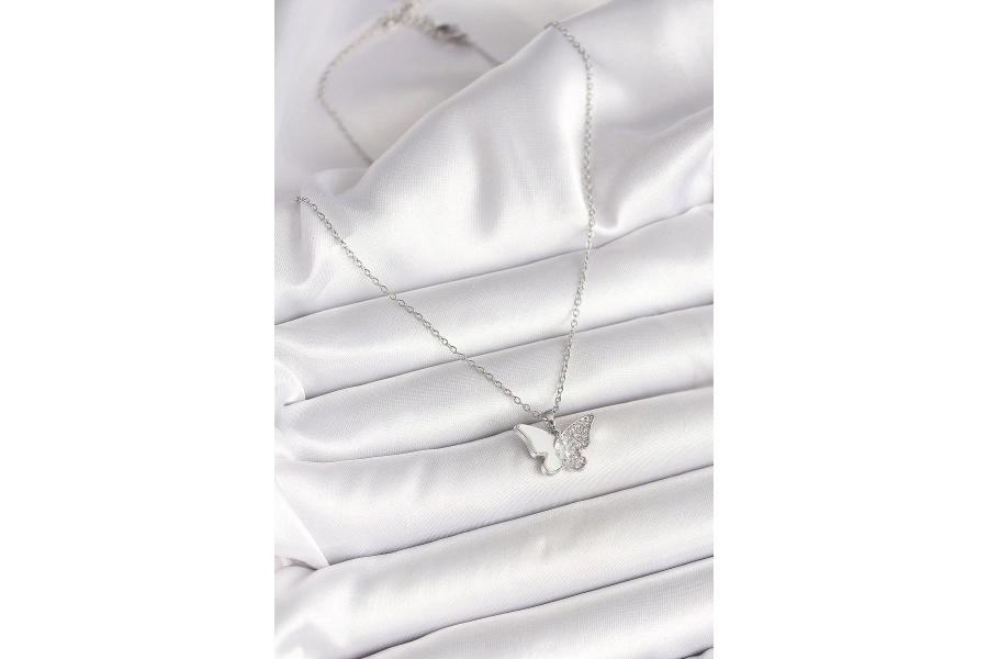 Shoecide 316l Çelik Gümüş Renk Zincir Zirkon Taşlı Beyaz Mineli Kelebek Model Kadın Kolye