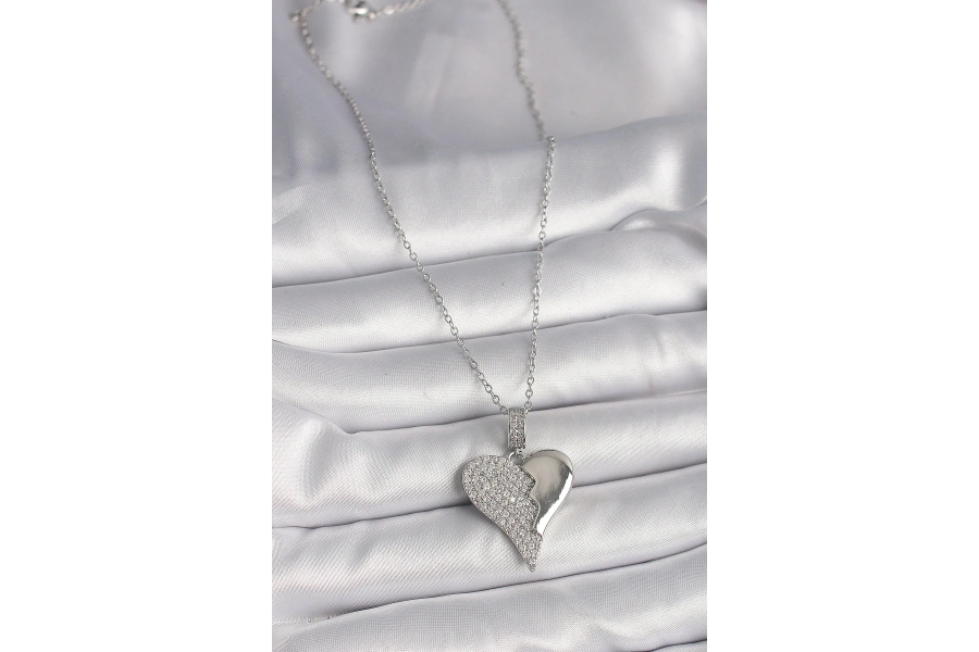 Shoecide 316l Çelik Gümüş Renk Zincir Zirkon Taşlı Kırık Kalp Model Kadın Kolye