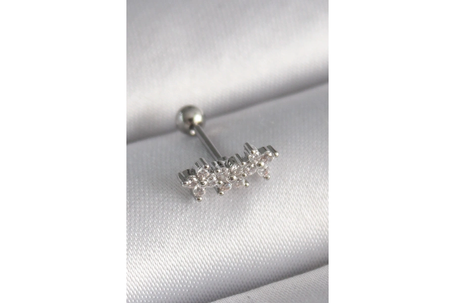 Shoecide 316l Çelik Gümüş Renk Zirkon Taşlı Yonca Tragus Piercing