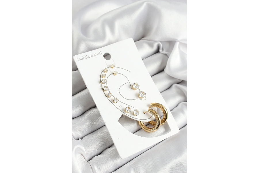 Shoecide 316l Çelik Halka Figürlü Ve Zirkon Taşlı Gold Renk 7li Çift Kadın Küpe Set