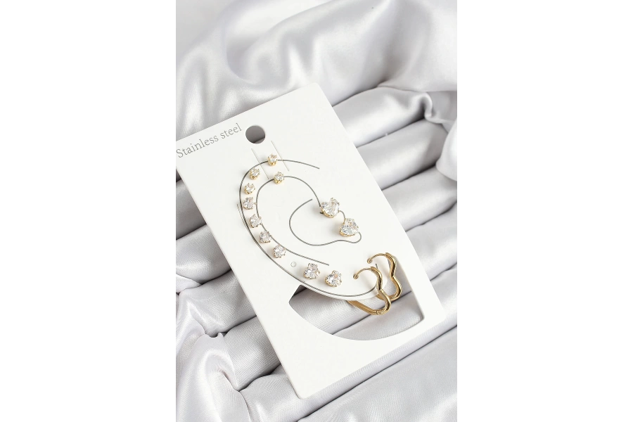 Shoecide 316l Çelik Kalp Figürlü Ve Zirkon Taşlı Gold Renk 7li Çift Kadın Küpe Set