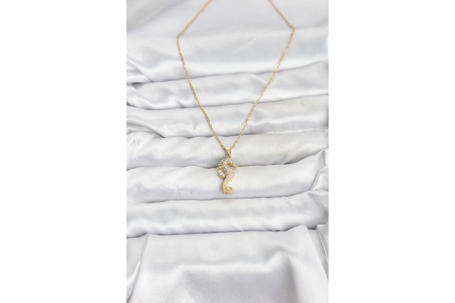 Shoecide 316l Çelik Zincir Gold Renk Deniz Atı Model Zirkon Taşlı Kadın Kolye